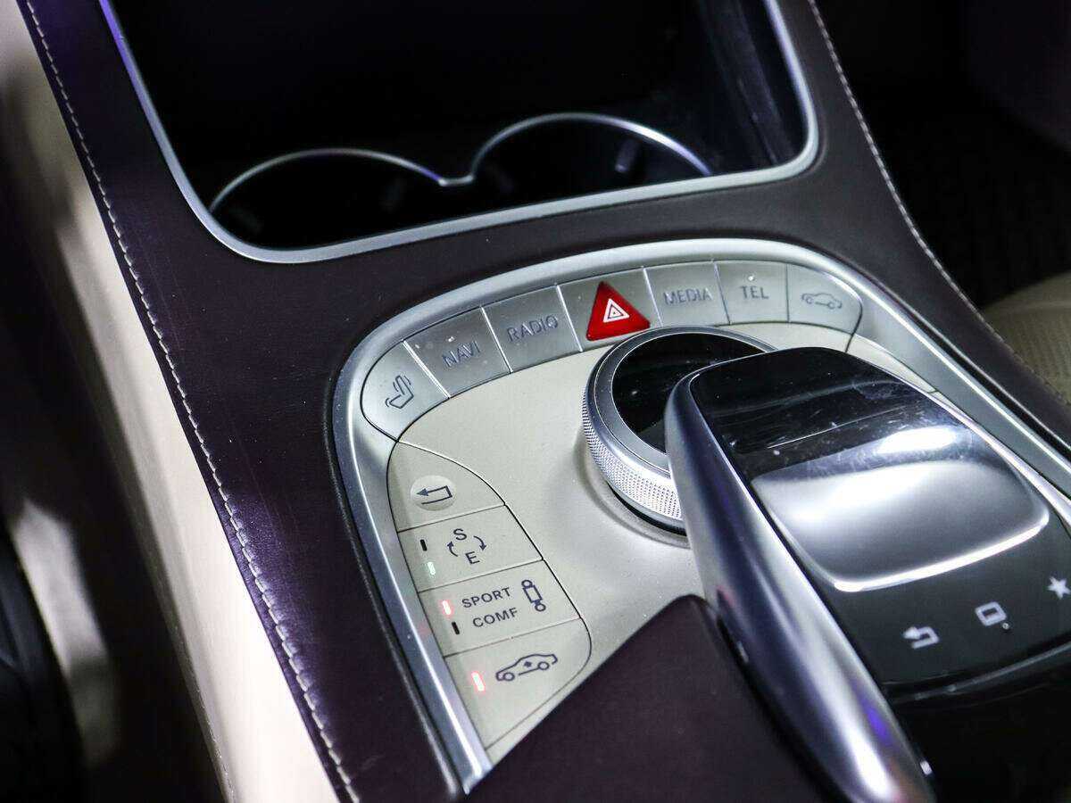 Mercedes-Benz Maybach S-Класс 2016 года с пробегом. Фото: #16