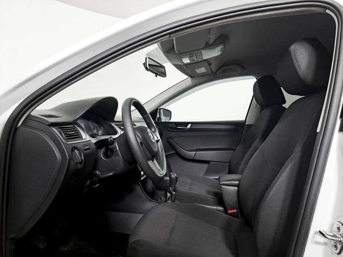 Skoda Rapid 2019 года с пробегом. Фото: #11