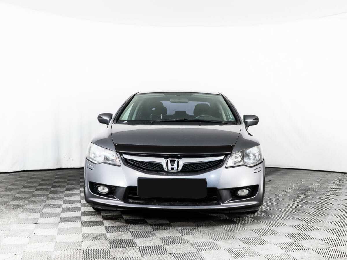 Honda Civic 2010 года с пробегом. Фото: #1