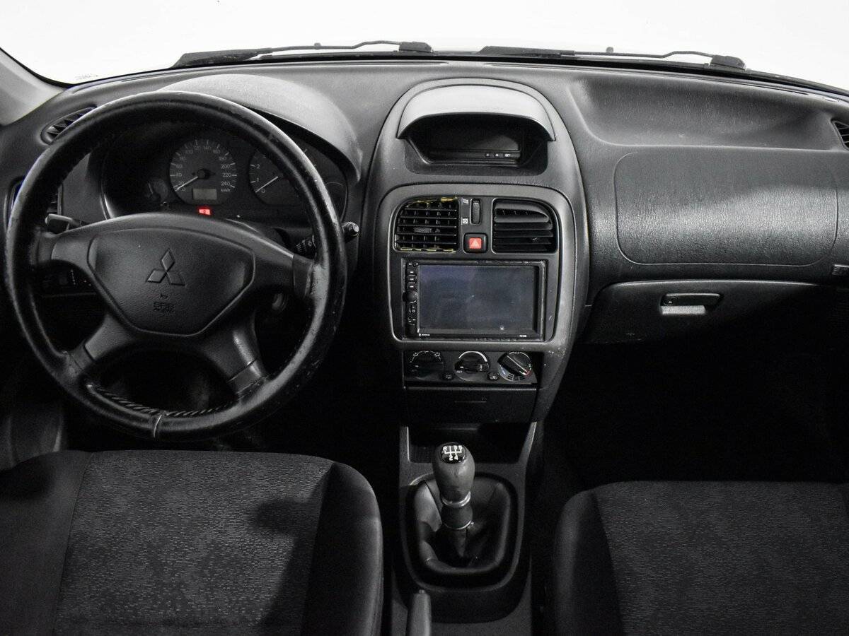 Mitsubishi Carisma 2003 года с пробегом. Фото: #12