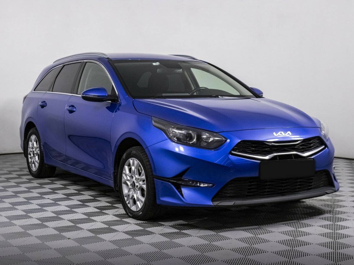 Kia Ceed 2021 года с пробегом. Фото: #2