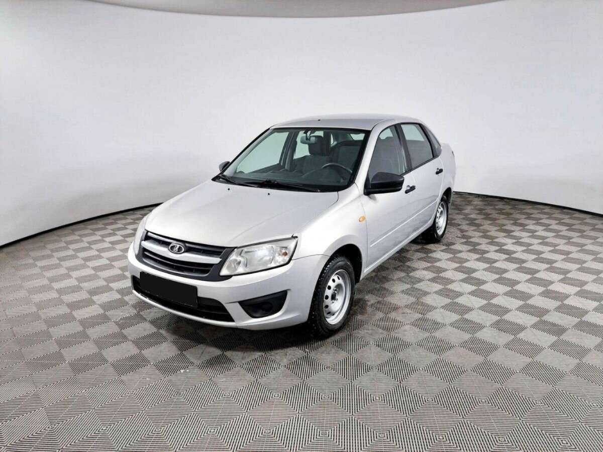 Lada (ВАЗ) Granta 2016 года с пробегом. Посмотреть фото