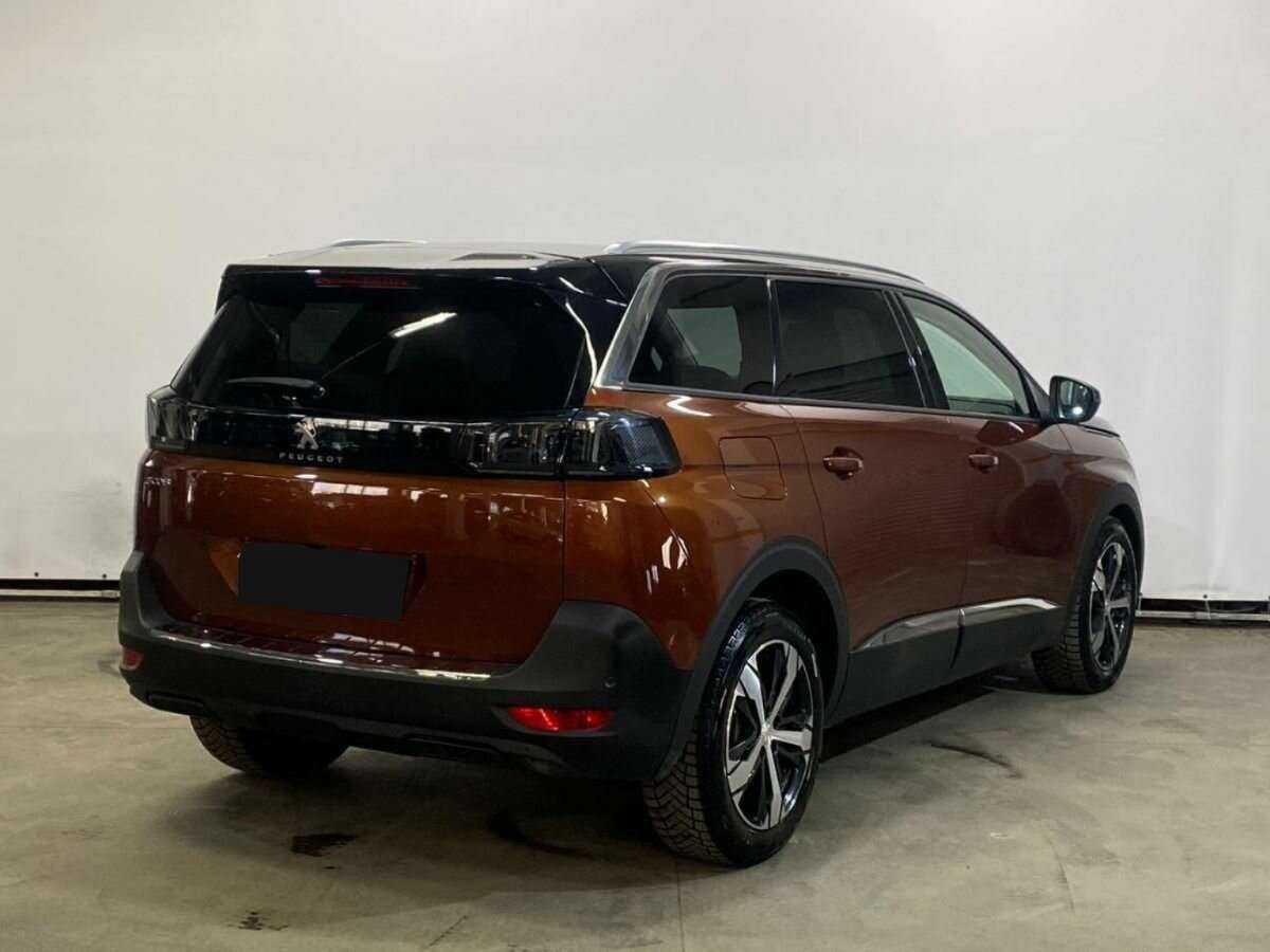 Peugeot 5008 2021 года с пробегом. Фото: #4