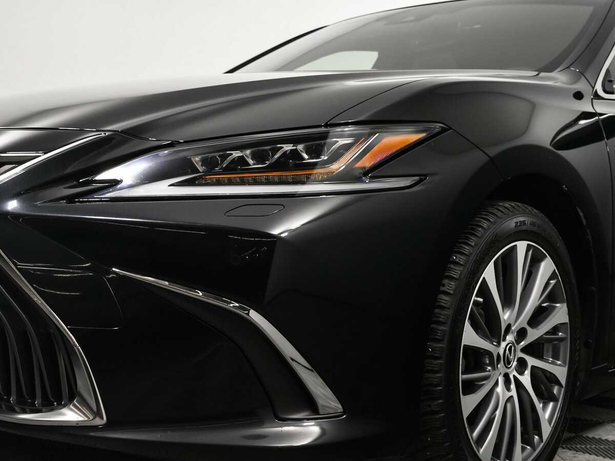 Lexus ES 2018 года с пробегом. Фото: #13