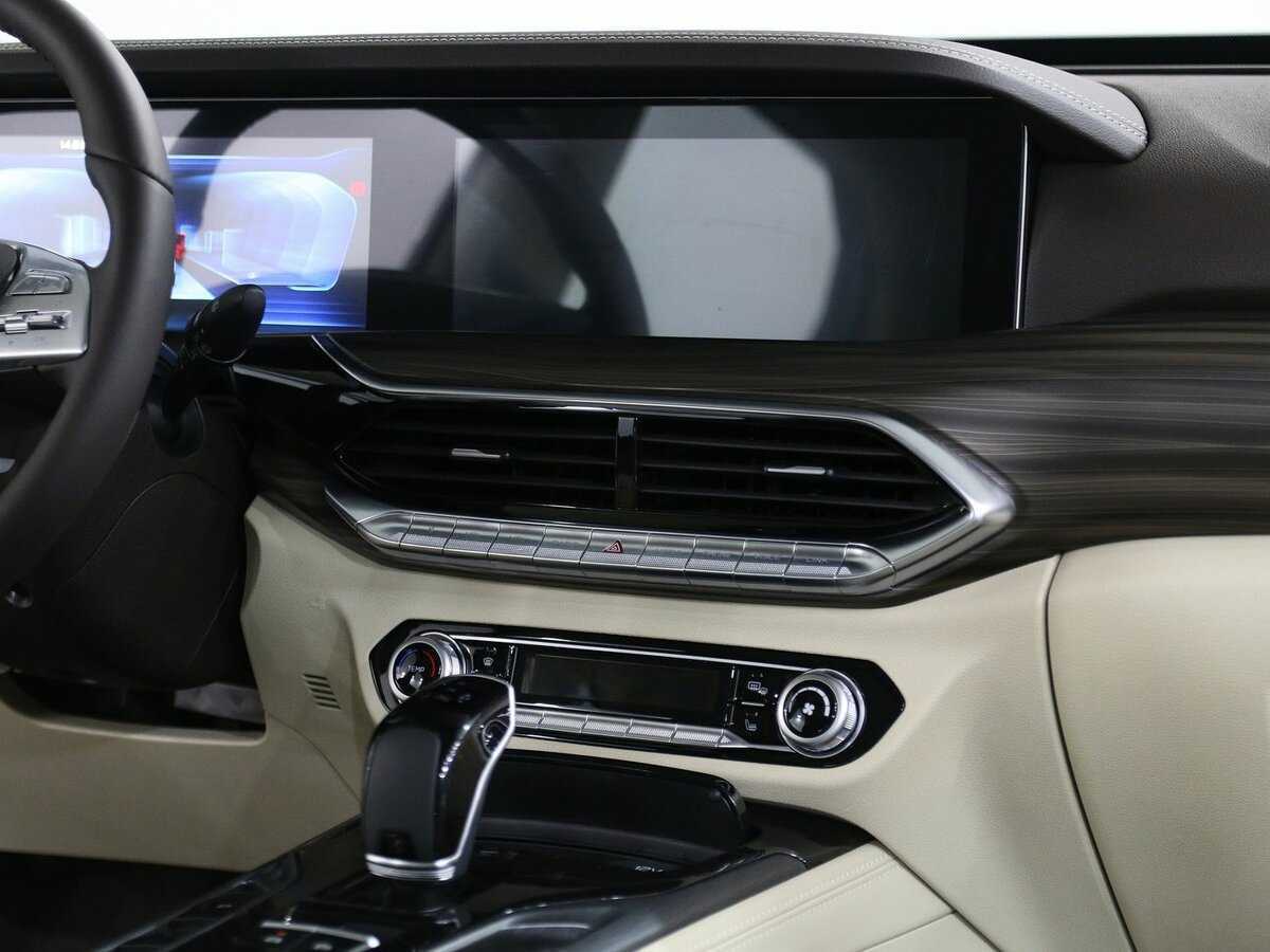 FAW Bestune T77 2023 года с пробегом. Фото: #12