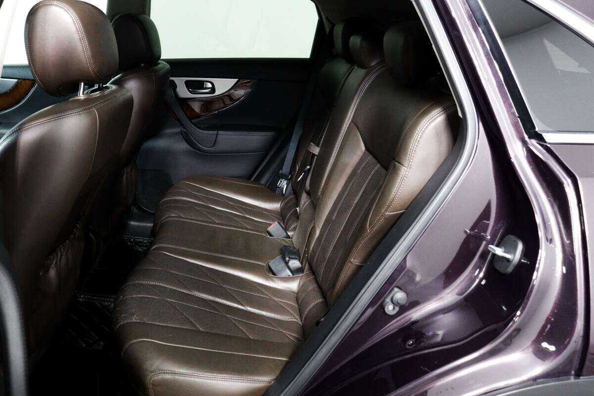 Infiniti FX 2012 года с пробегом. Фото: #11