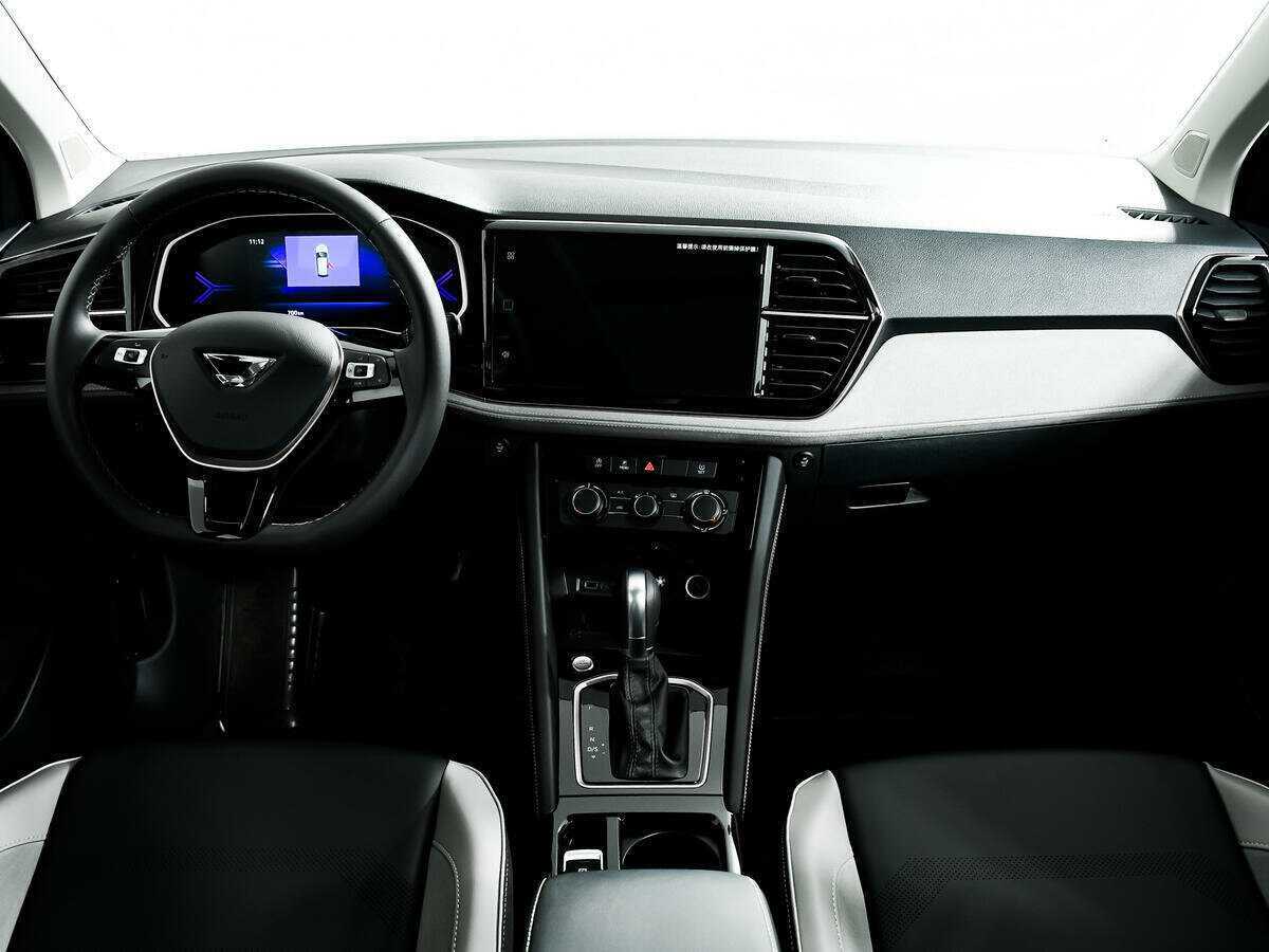 Jetta VS7 2023 года с пробегом. Фото: #10