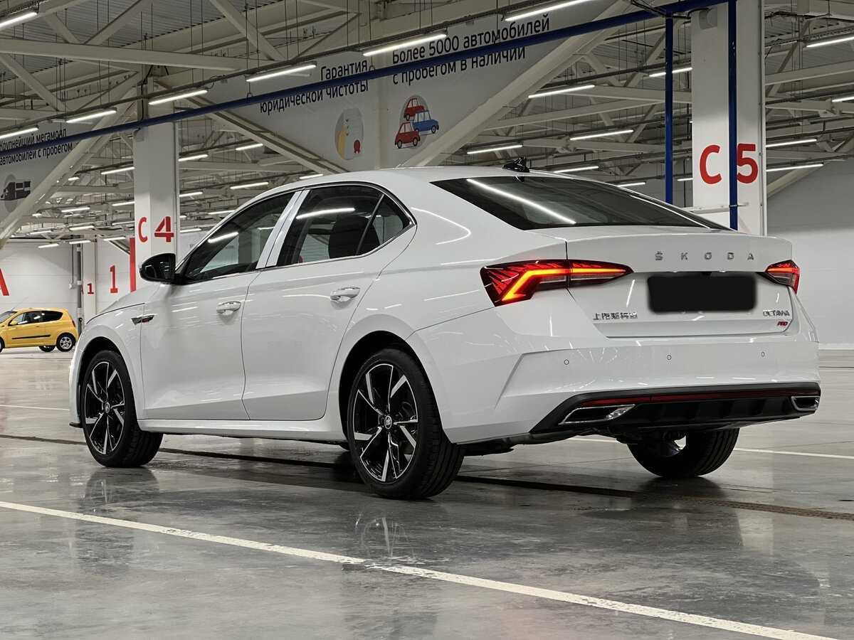 Skoda Octavia 2024 года с пробегом. Фото: #6