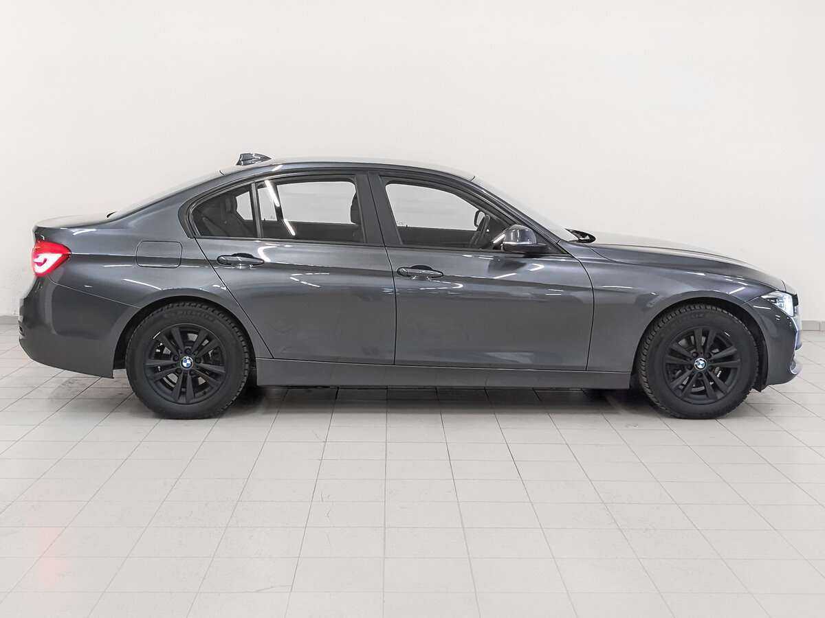 BMW 3 серии 2018 года с пробегом. Фото: #3