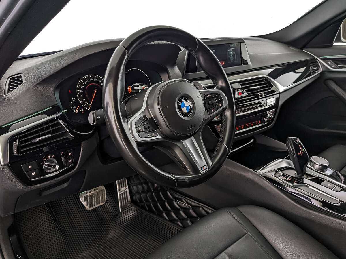 BMW 5 серии 2017 года с пробегом. Фото: #10
