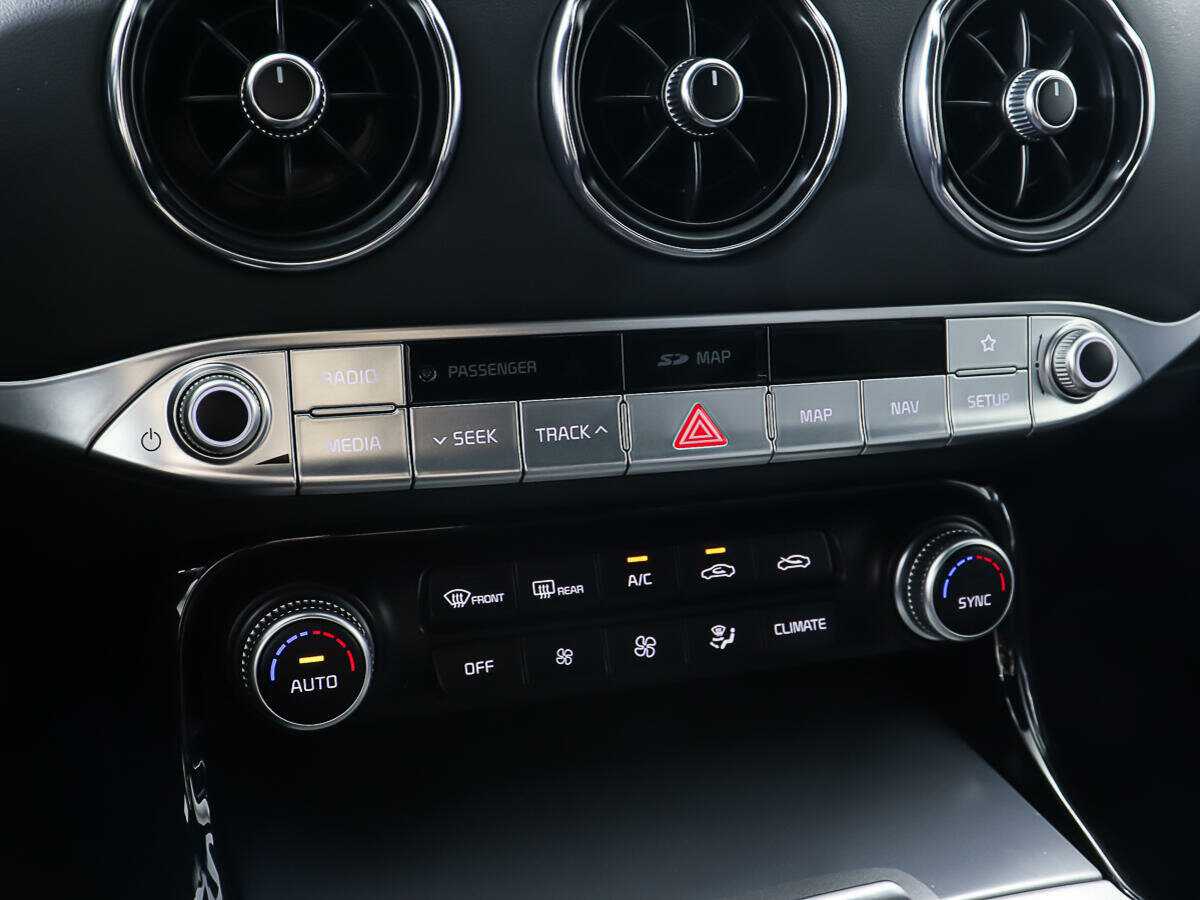 Kia Stinger 2018 года с пробегом. Фото: #19