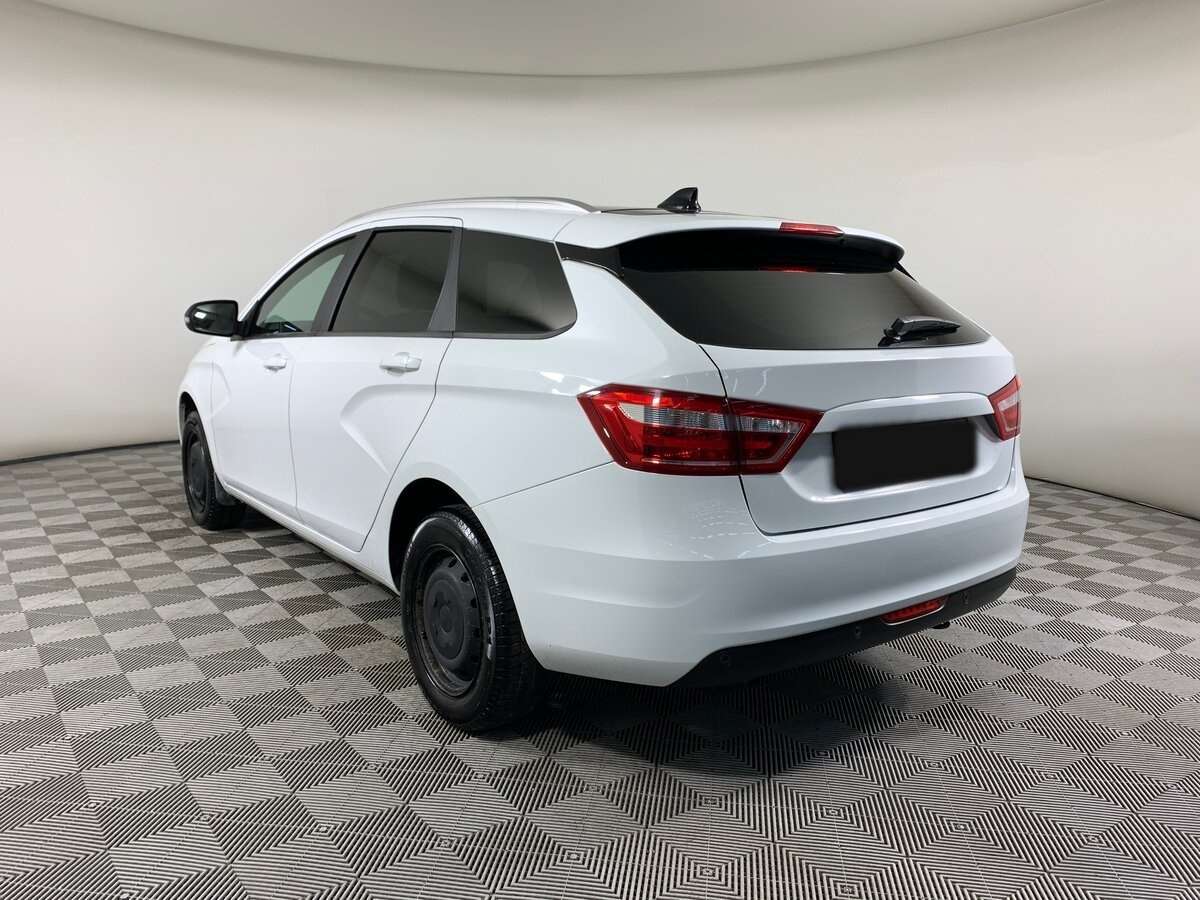 Lada (ВАЗ) Vesta 2021 года с пробегом. Фото: #6