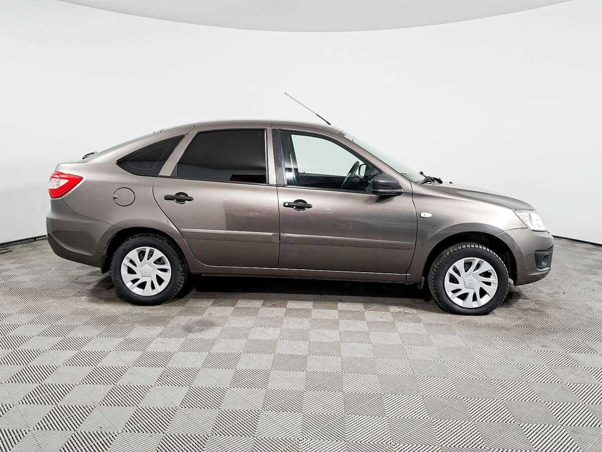 Lada (ВАЗ) Granta 2017 года с пробегом. Фото: #3