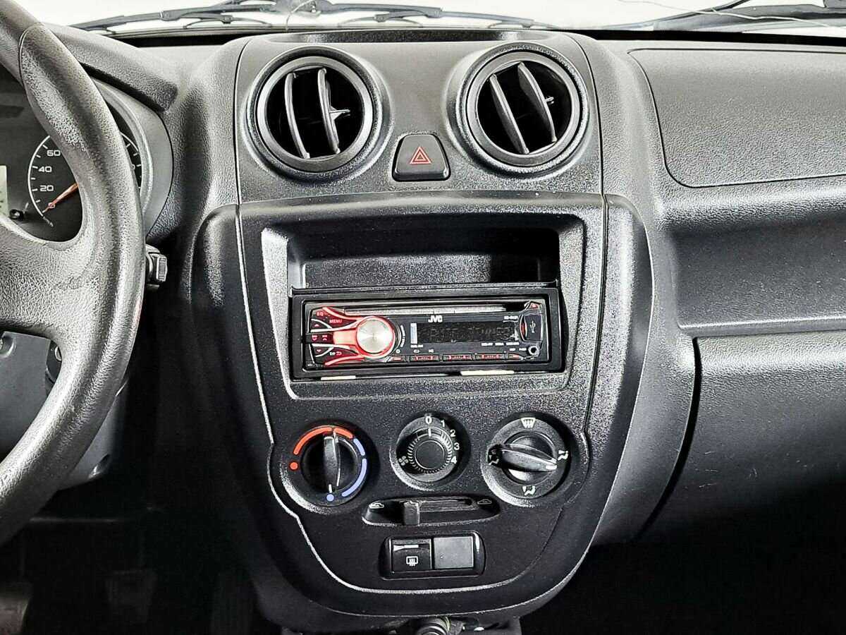 Lada (ВАЗ) Granta 2012 года с пробегом. Фото: #10