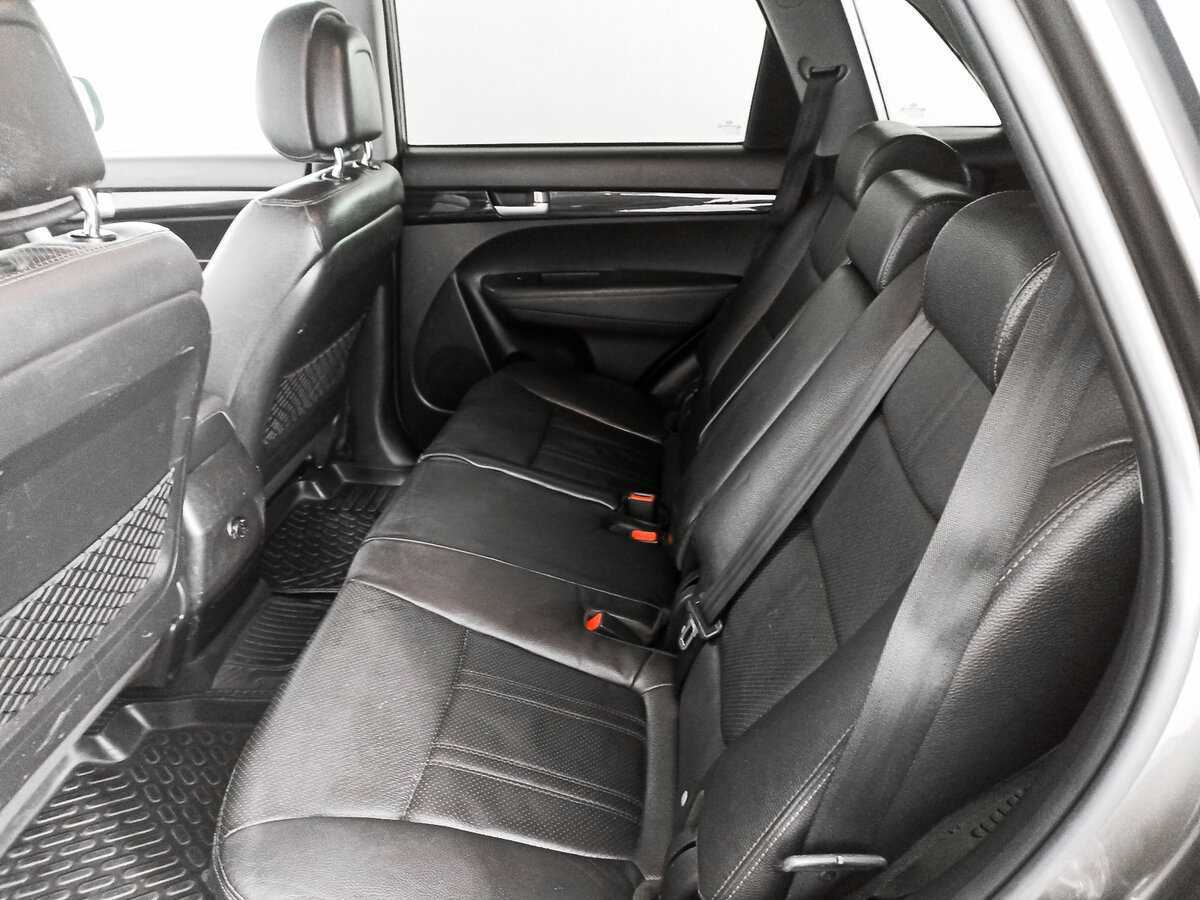 Kia Sorento 2011 года с пробегом. Фото: #11