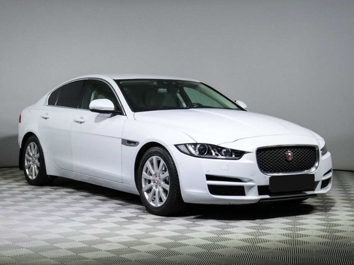 Jaguar XE 2015 года с пробегом. Фото: #2