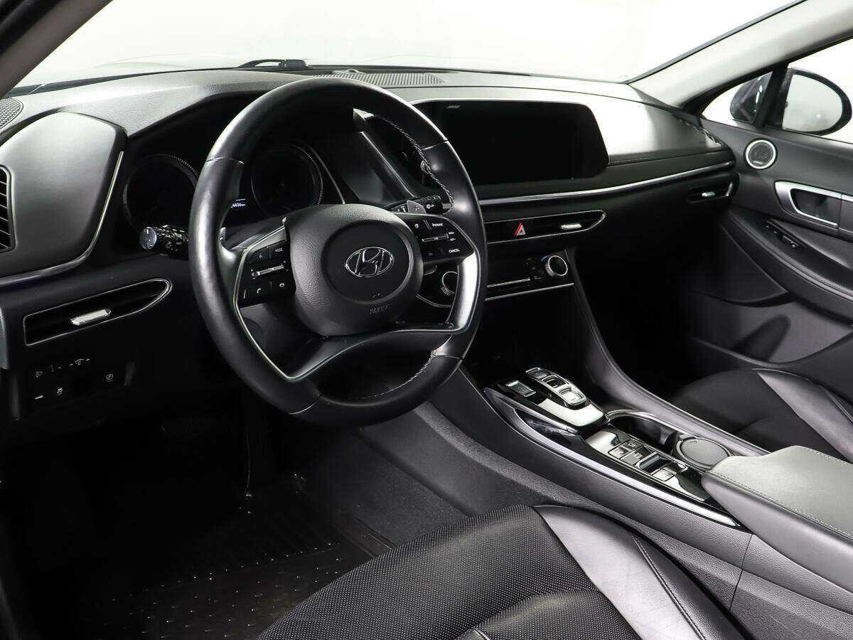 Hyundai Sonata 2020 года с пробегом. Фото: #12