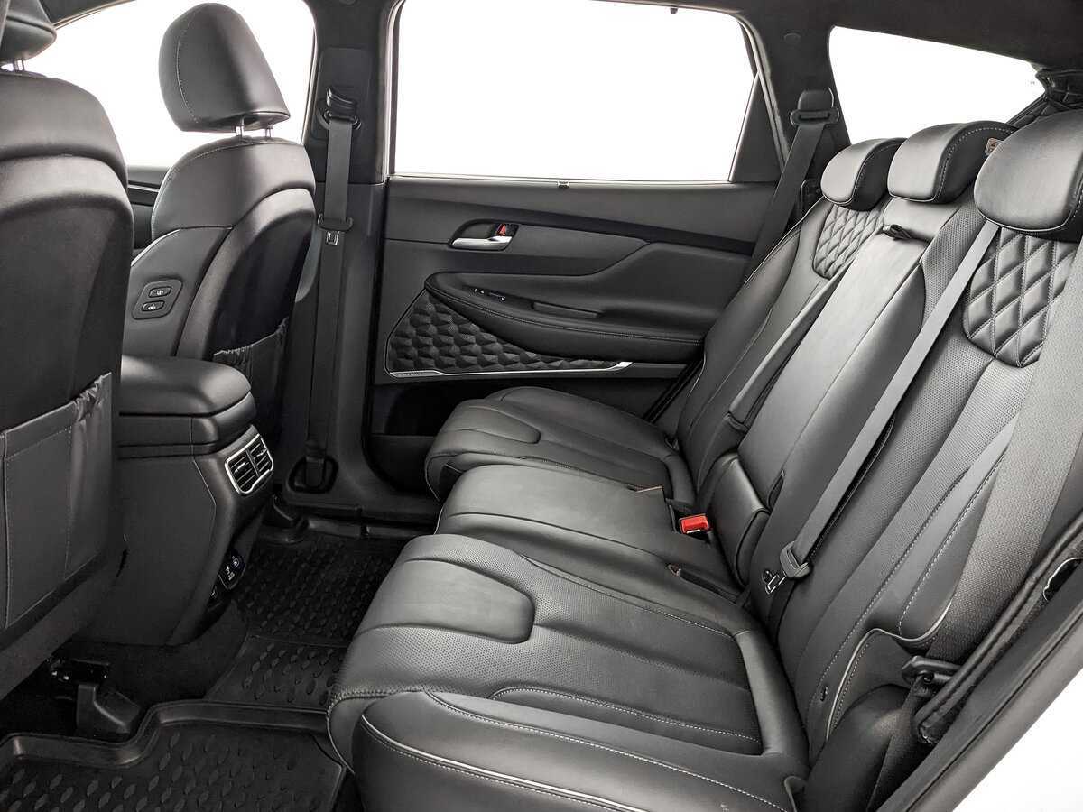 Hyundai Santa Fe 2022 года с пробегом. Фото: #12