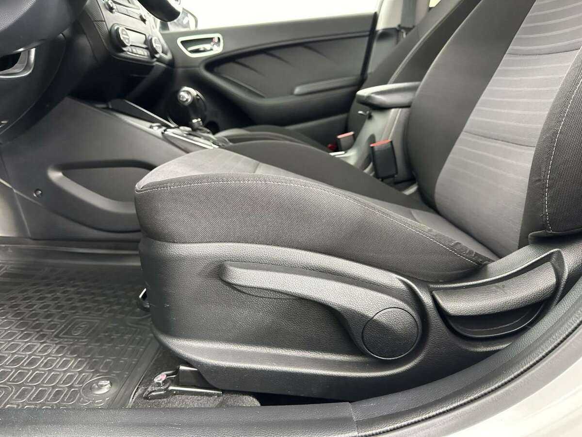 Kia Cerato 2017 года с пробегом. Фото: #9