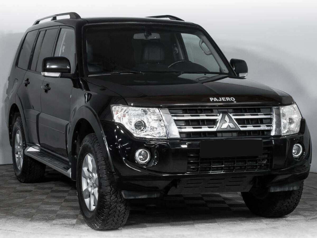 Mitsubishi Pajero 2011 года с пробегом. Фото: #2