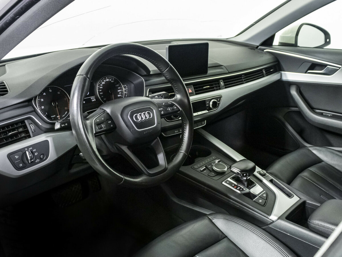 Audi A4 2018 года с пробегом. Фото: #9