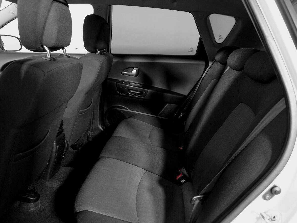 Kia Ceed 2010 года с пробегом. Фото: #9