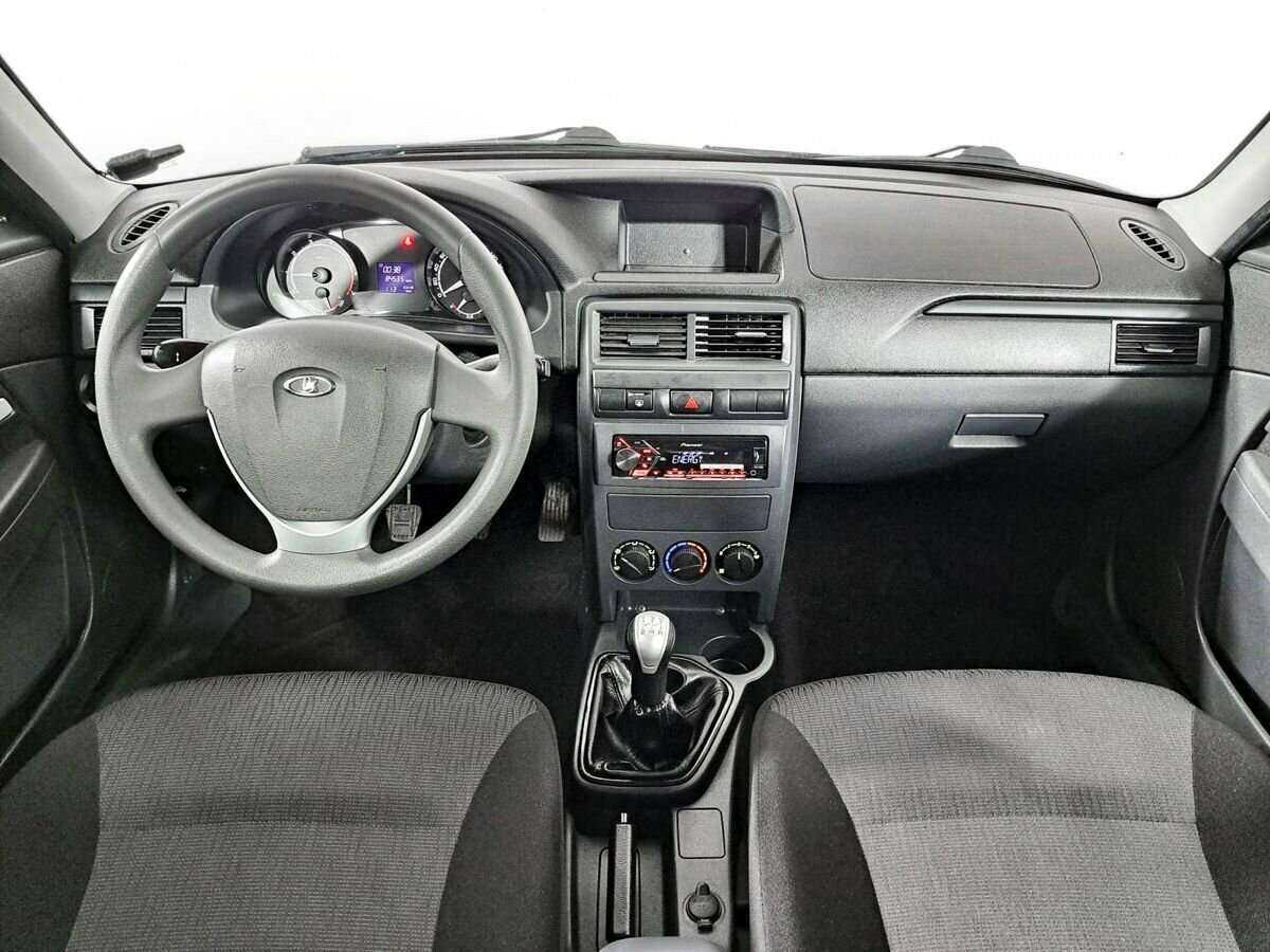 Lada (ВАЗ) Priora 2017 года с пробегом. Фото: #11