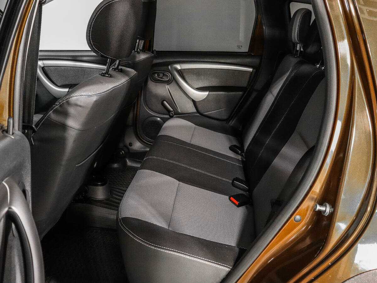 Renault Duster 2013 года с пробегом. Фото: #9