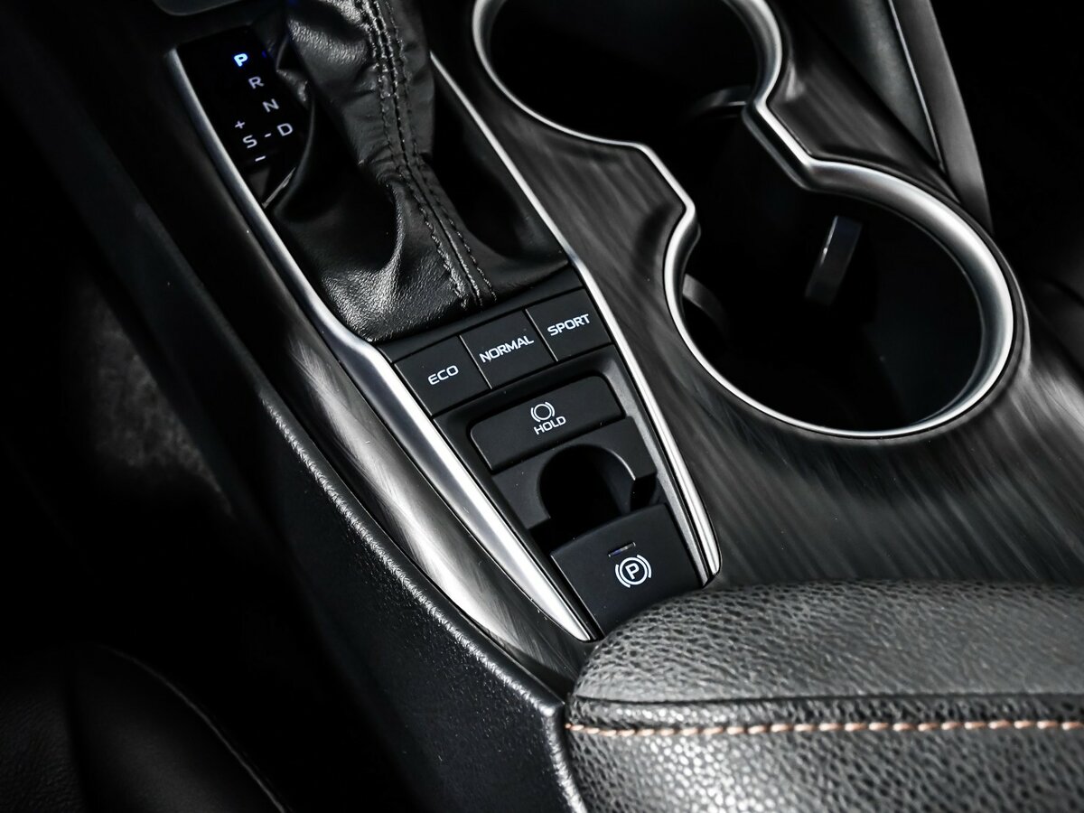 Toyota Camry 2023 года с пробегом. Фото: #15