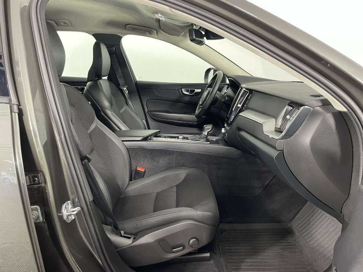 Volvo XC60 2019 года с пробегом. Фото: #13