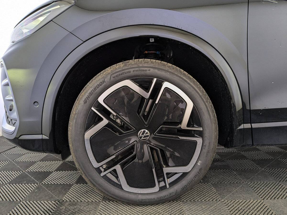 Volkswagen Tiguan 2024 года с пробегом. Фото: #6