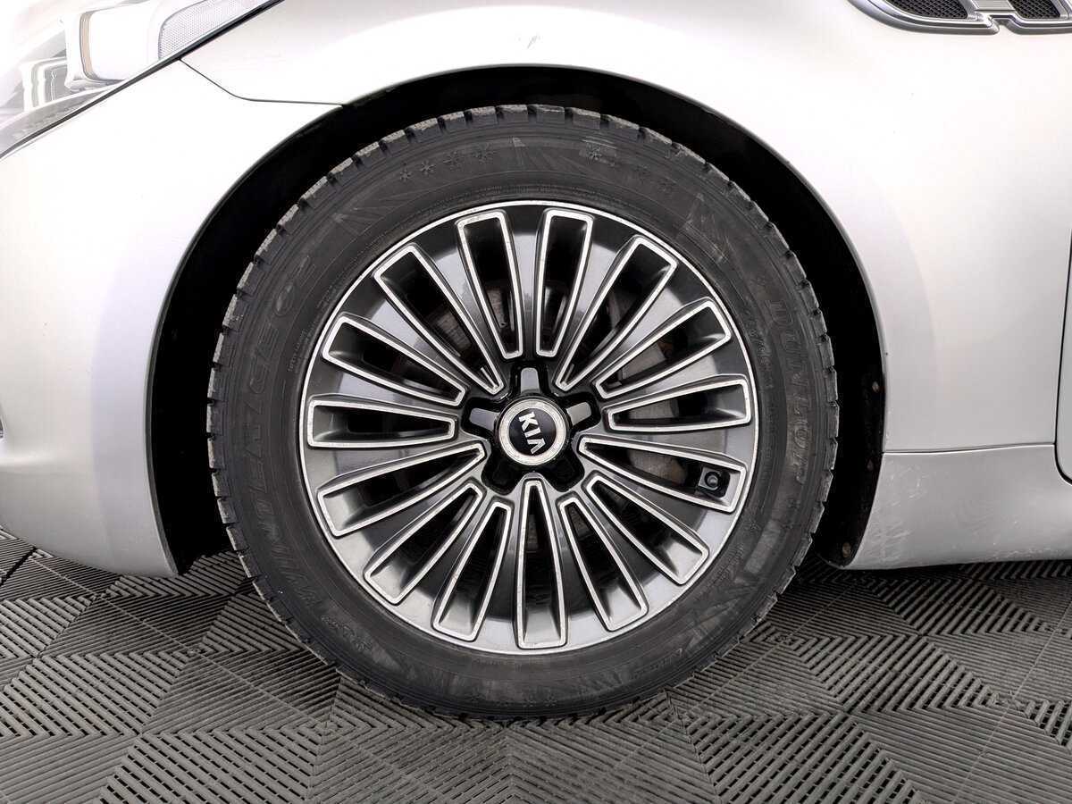 Kia Quoris 2013 года с пробегом. Фото: #17