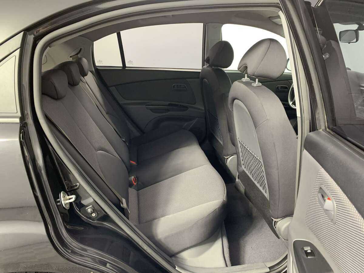 Kia Rio 2010 года с пробегом. Фото: #14