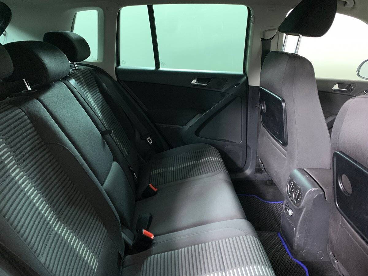 Volkswagen Tiguan 2011 года с пробегом. Фото: #16