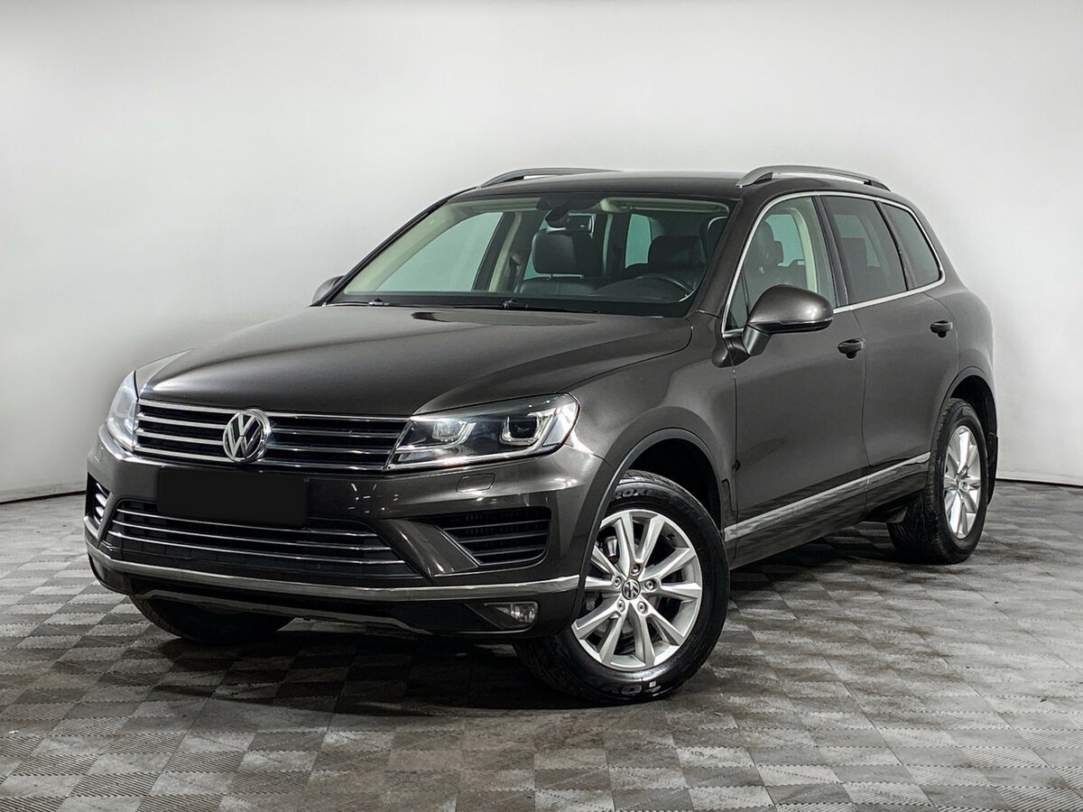 Volkswagen Touareg 2015 года с пробегом. Посмотреть фото