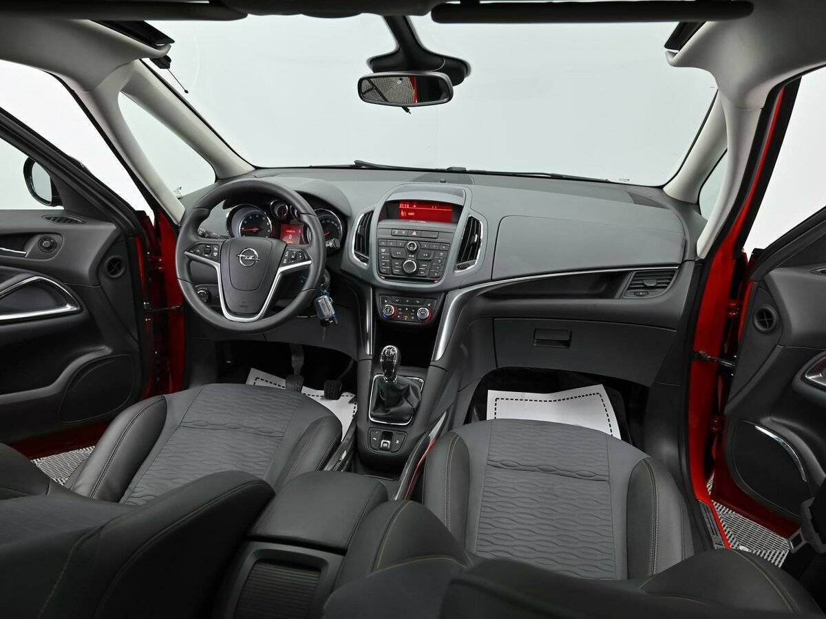 Opel Zafira 2012 года с пробегом. Фото: #11