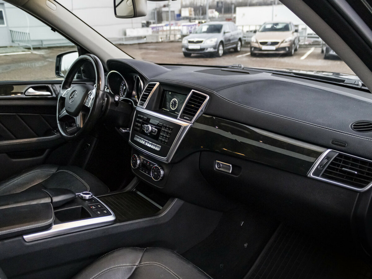 Mercedes-Benz GL-Класс 2015 года с пробегом. Фото: #8