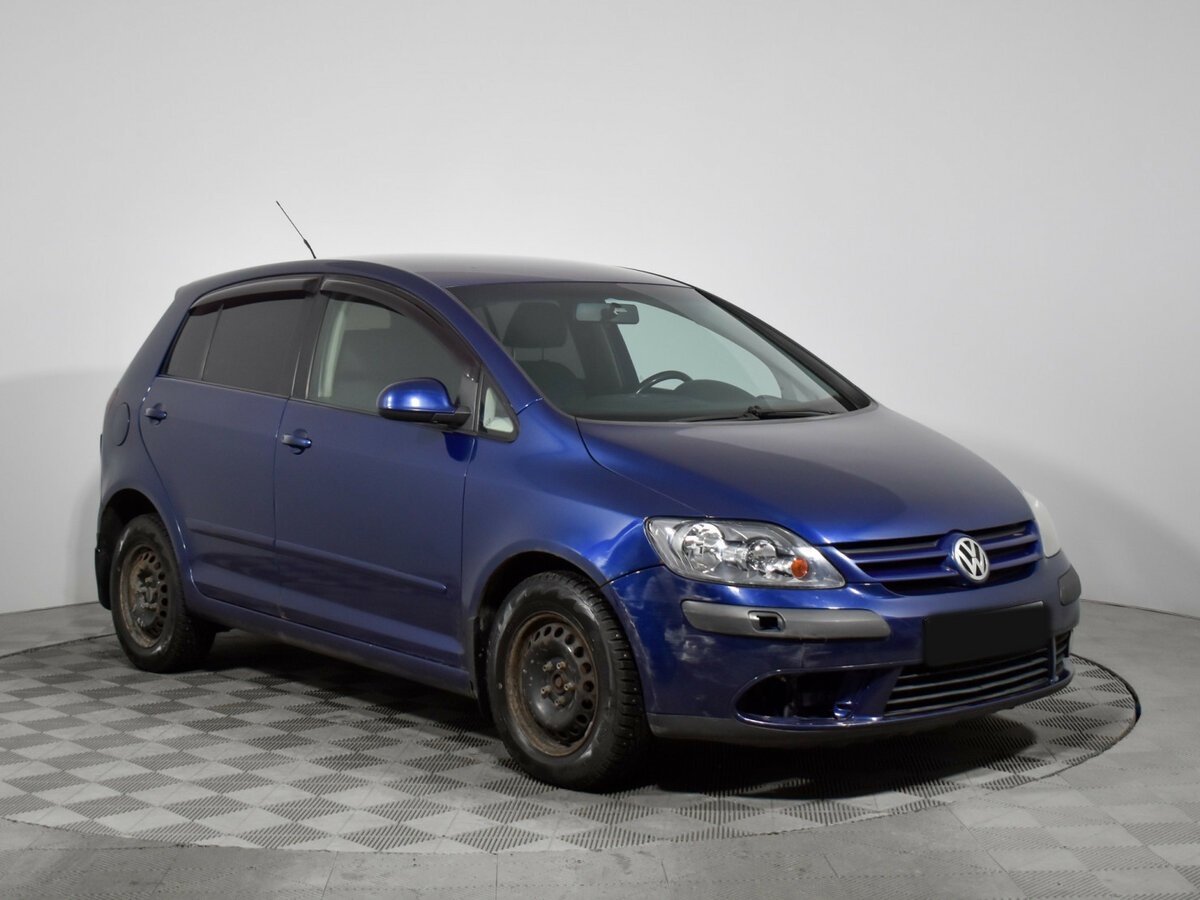 Volkswagen Golf Plus 2008 года с пробегом. Фото: #2