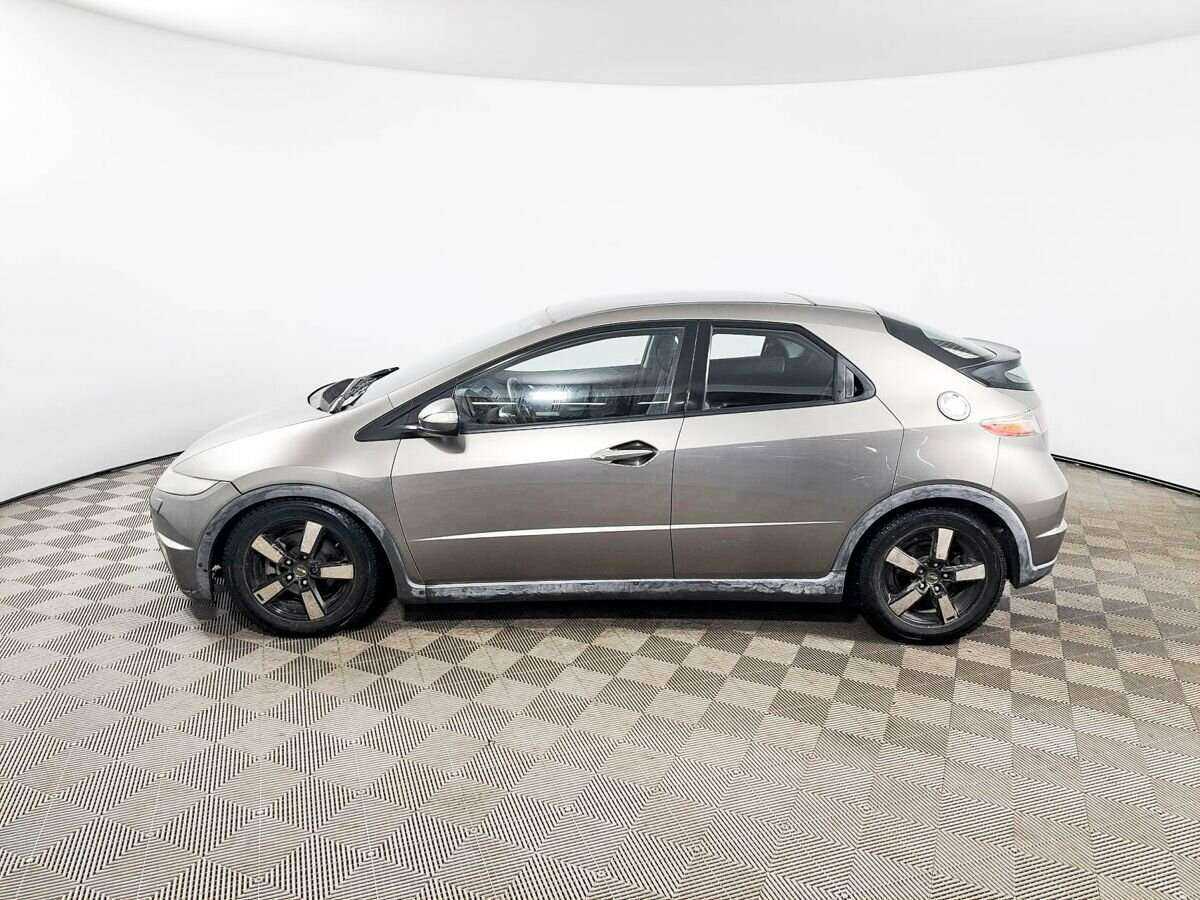 Honda Civic 2007 года с пробегом. Фото: #7