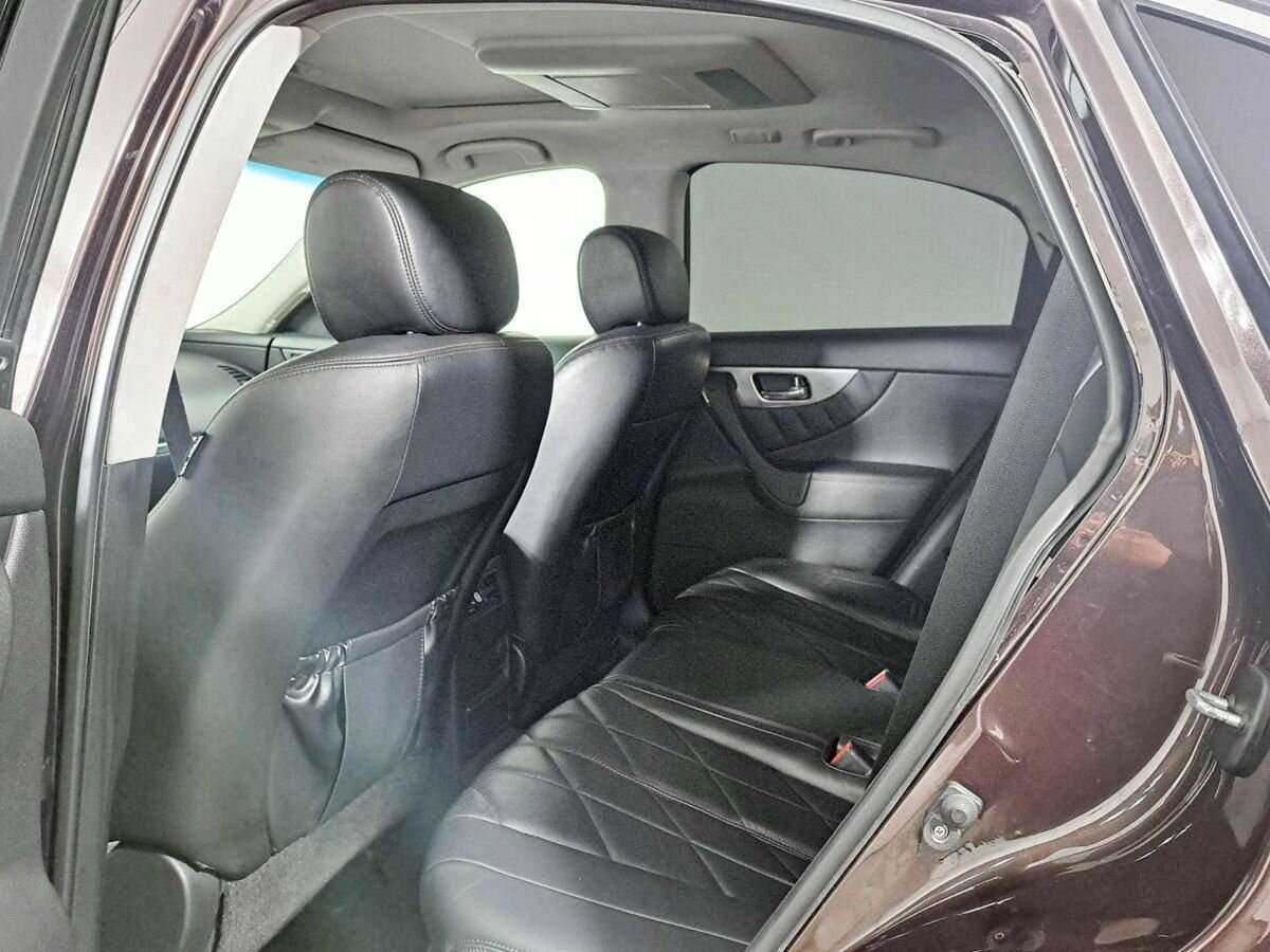 Infiniti FX 2009 года с пробегом. Фото: #11