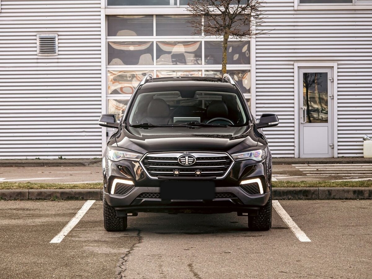 FAW Besturn X80 2019 года с пробегом. Фото: #1
