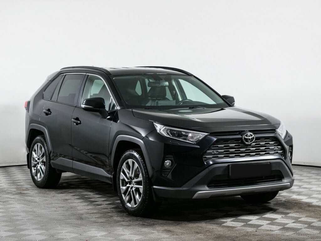 Toyota RAV4 2021 года с пробегом. Фото: #2