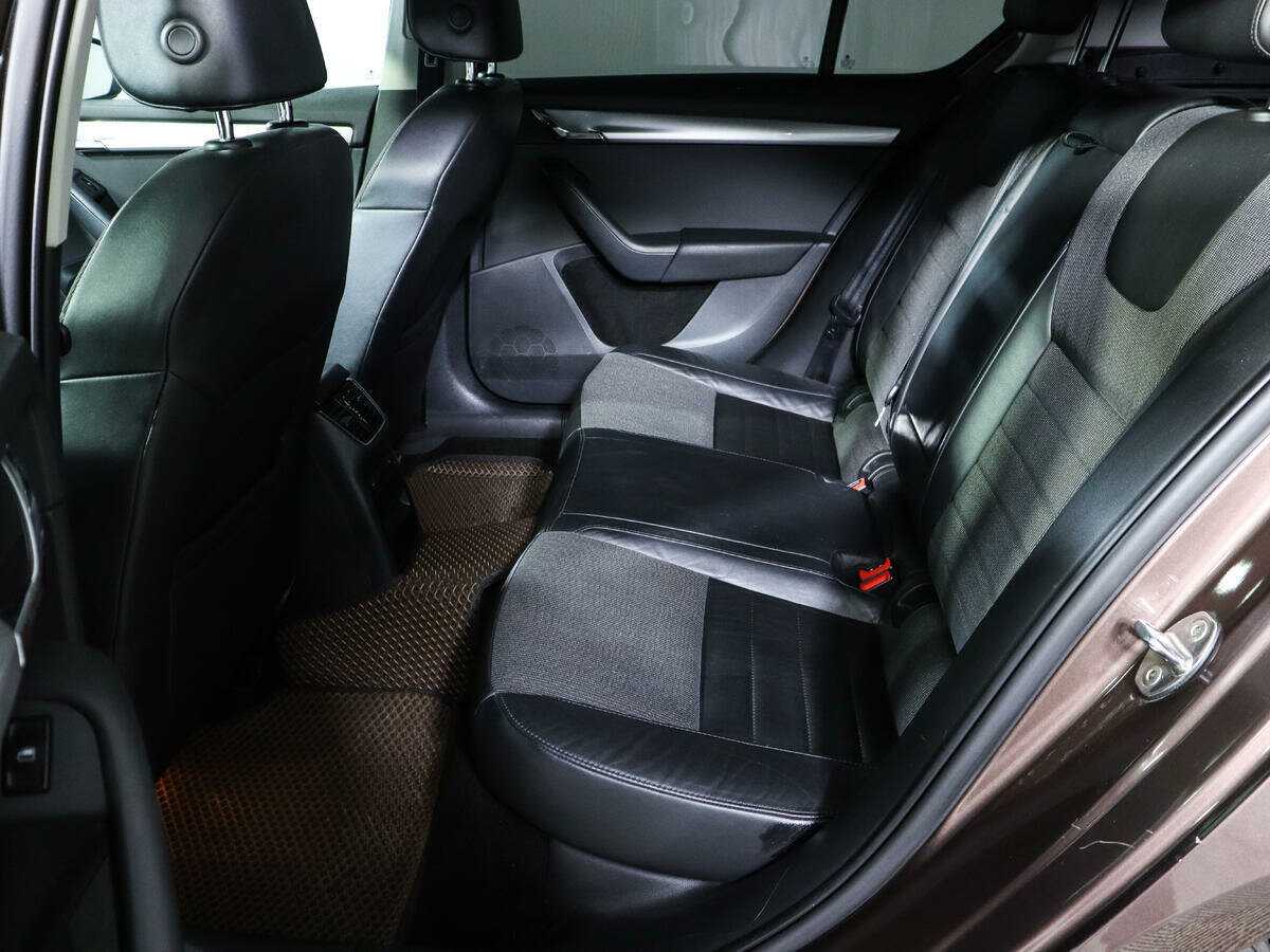 Skoda Octavia 2013 года с пробегом. Фото: #7