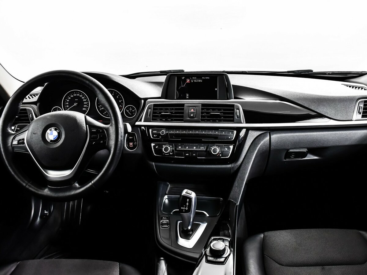 BMW 3 серии 2017 года с пробегом. Фото: #10