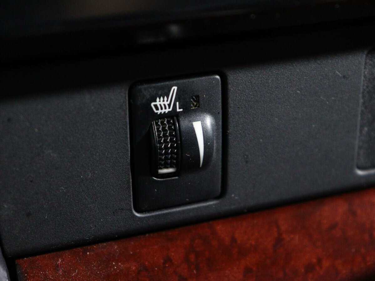 Toyota Camry 2013 года с пробегом. Фото: #14