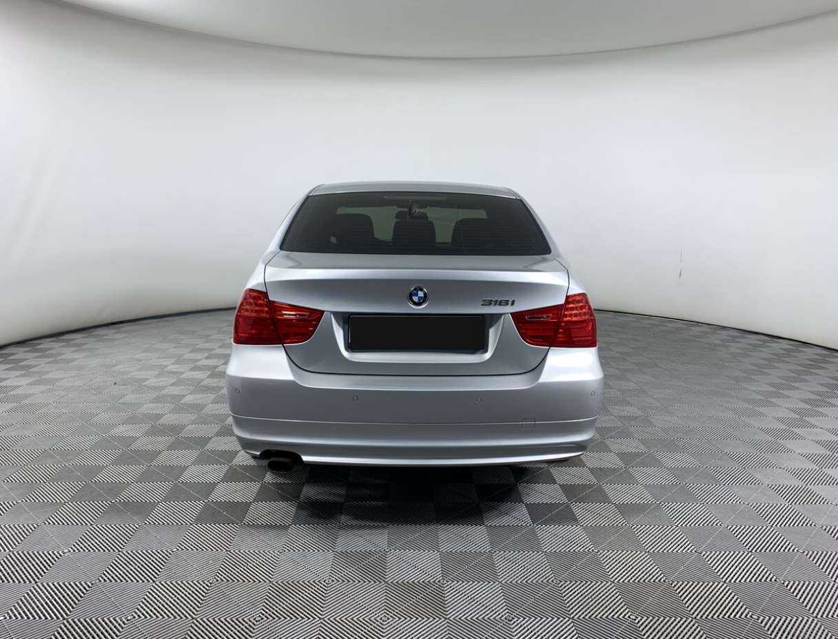 BMW 3 серии 2011 года с пробегом. Фото: #5