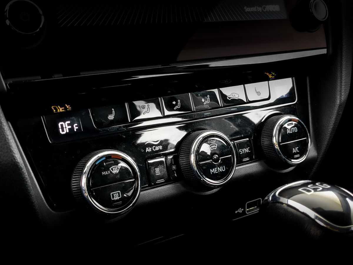 Skoda Octavia 2019 года с пробегом. Фото: #25