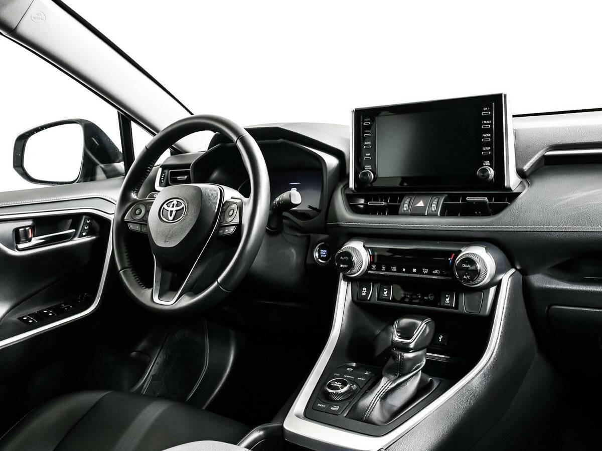 Toyota RAV4 2021 года с пробегом. Фото: #8