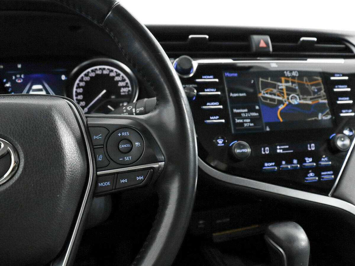 Toyota Camry 2019 года с пробегом. Фото: #18