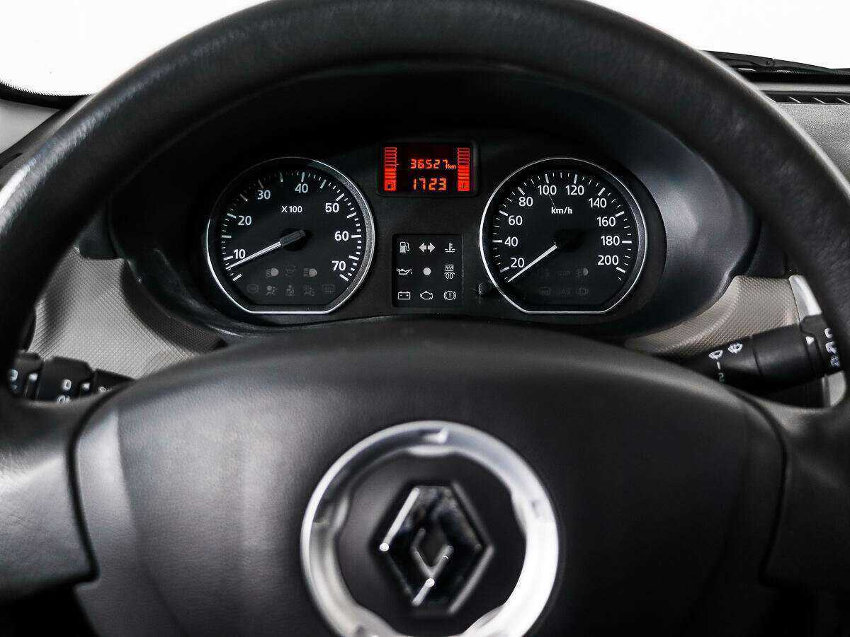 Renault Sandero 2010 года с пробегом. Фото: #14